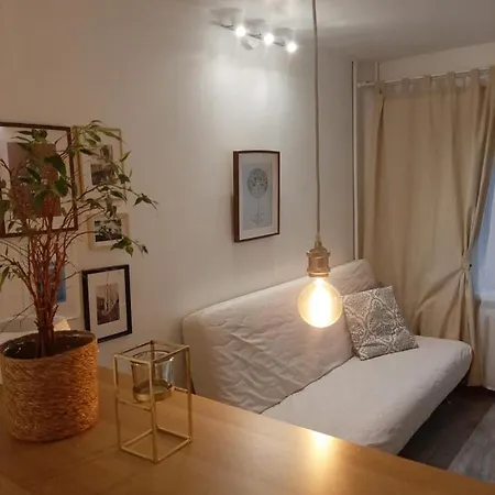 New! Cozy Apartment With Free Guarded Parking Riga Extérieur photo